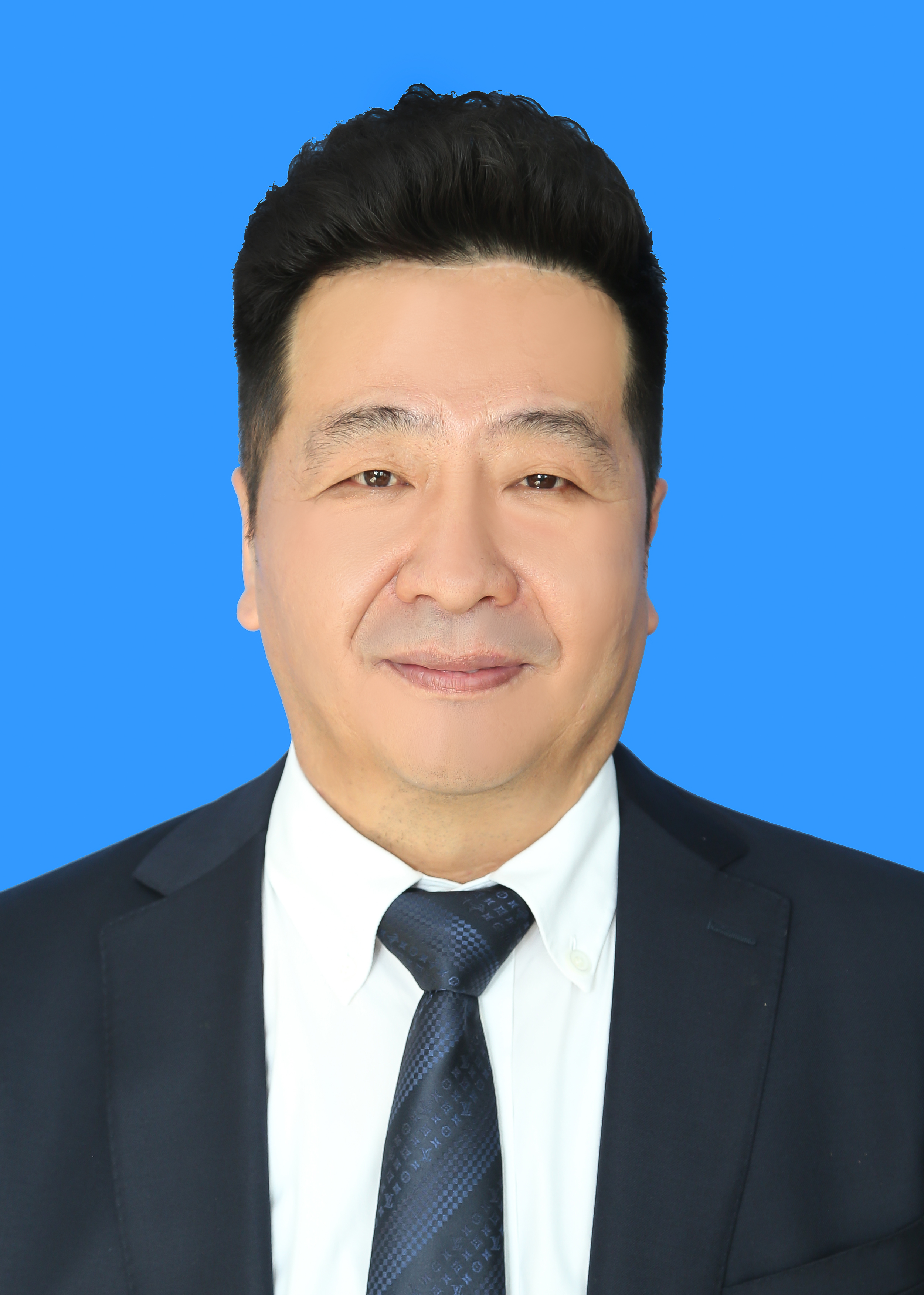 馬文義  集團(tuán)董事、董事長(zhǎng)、總經(jīng)理